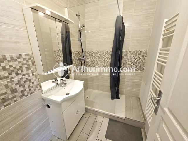 Location Appartement 4 pièces 69 m2 à Saintry sur Seine