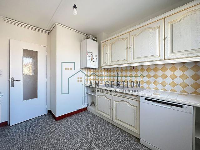 Location Appartement 4 pièces 69m²