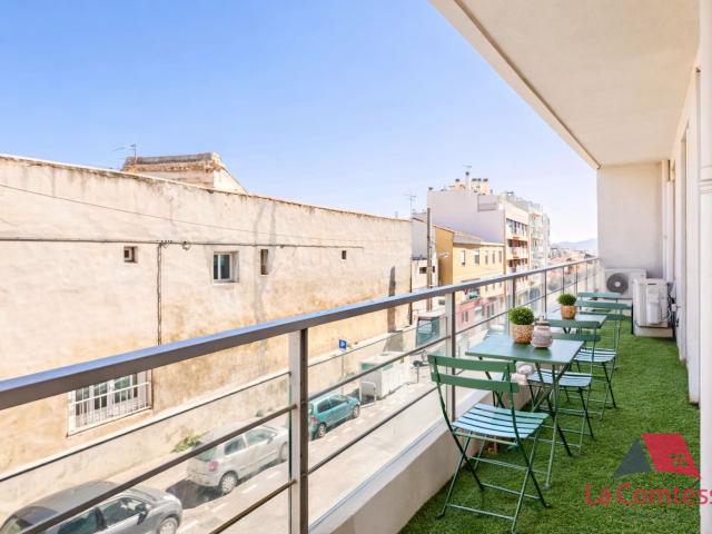 Location Appartement 4 pièces 69m² MARSEILLE 5ème
