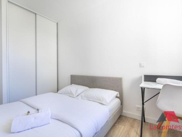 Location Appartement 4 pièces 69m² MARSEILLE 5ème