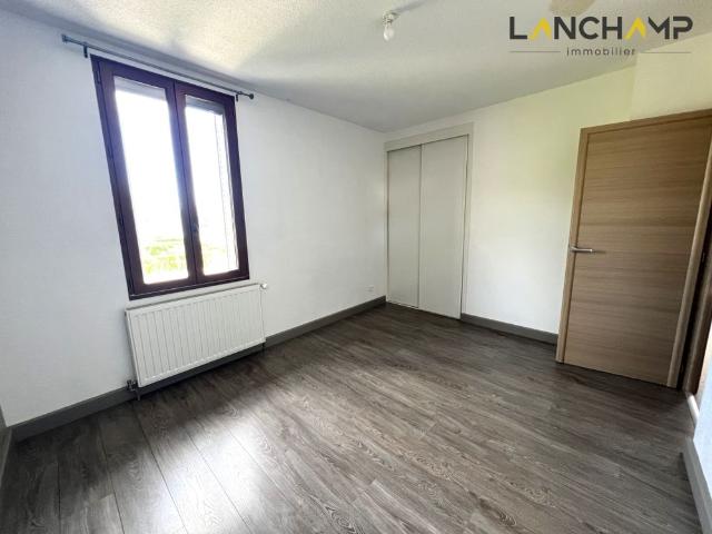 Location Appartement 4 pièces 69m² SEYSSEL 01420