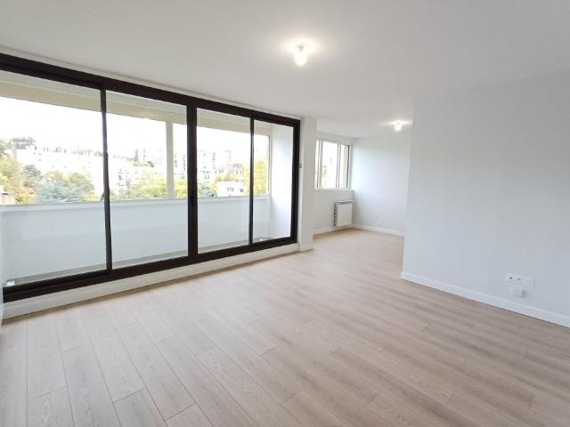 Location Appartement 4 pièces 69m² POISSY 78300