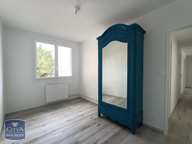 Location Appartement 4 pièces 73m² CHATEAUROUX 36000
