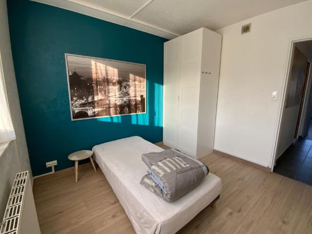 Location Appartement 4 pièces 73m² GRAVIGNY 27930