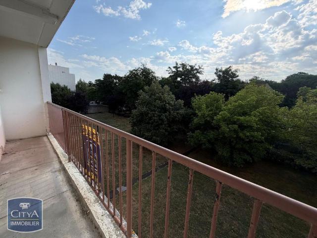 Location Appartement 4 pièces 73m² LA ROCHELLE 17000