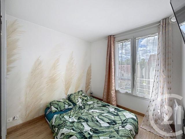 Location Appartement 4 pièces 73m² LIEUSAINT 77127