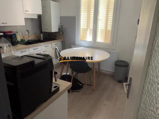 Location Appartement 4 pièces 73m² ST UZE 26240