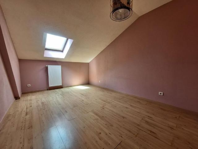 Location Appartement 4 pièces 70m²