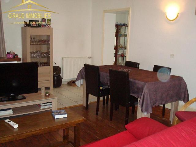 Location Appartement 4 pièces 70m² LA CLAYETTE 71800