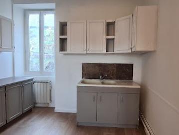 Location Appartement 4 pièces 71 m2 Joyeuse