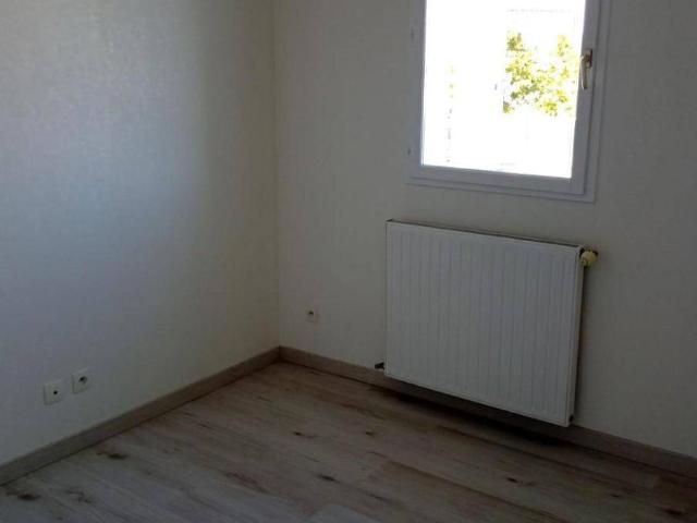 Location appartement 4 pièces 71.74 m² à Charnay lès Mâcon 71850 865 €