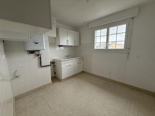 Location Appartement 4 pièces 71.84 m2 Lanester