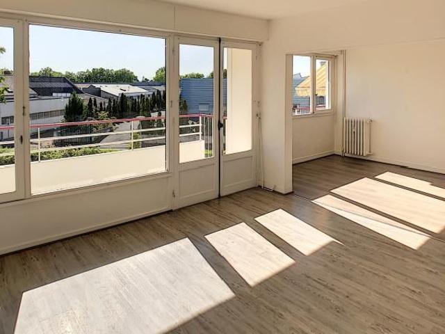 Location Appartement 4 pièces 71m² ANGERS 49000