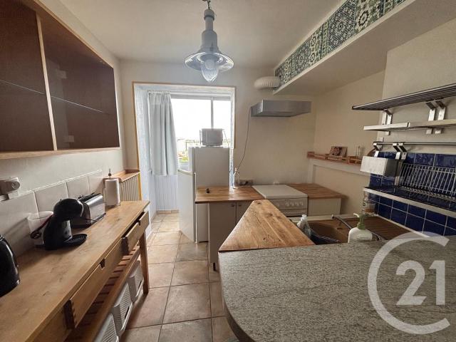 Location Appartement 4 pièces 71m² MONTPELLIER 34090