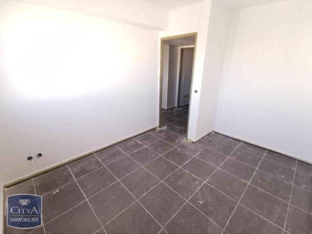 Location Appartement 4 pièces 71m² PERPIGNAN 66000