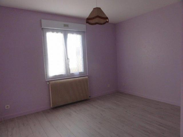 Location Appartement 4 pièces 72m² LE CREUSOT 71200