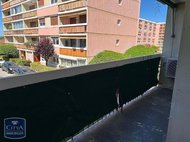 Location Appartement 4 pièces 72m² MARIGNANE 13700