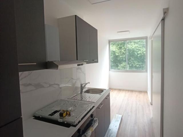Location appartement 4 pièces, 77.57m², Boussy Saint Antoine