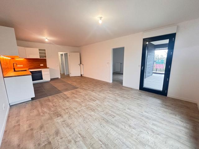 location appartement 4 pièces, 77.68m², massy