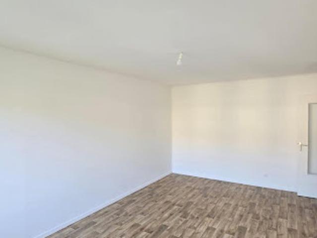 Location Appartement 4 pièces 77 m2 Eybens