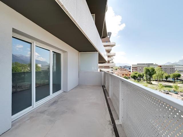 Location Appartement 4 pièces 77 m2 Grenoble