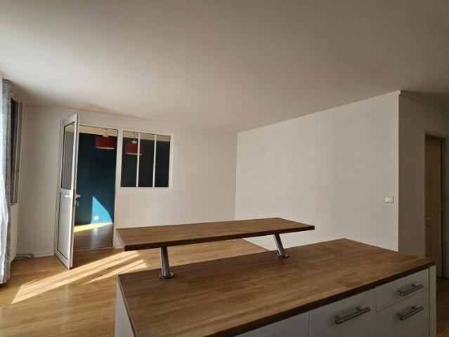 Location Appartement 4 pièces 77m² EVRY 91000