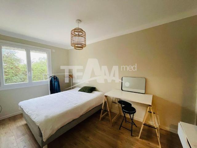 Location Appartement 4 pièces 77m² SETE 34200