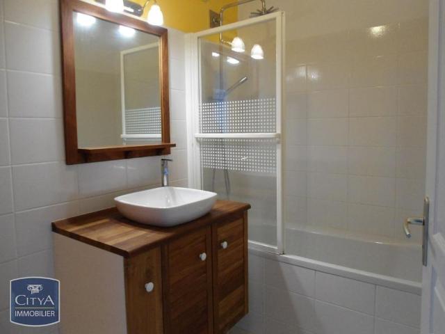 Location Appartement 4 pièces 77m² ST MARC SUR MER 44600