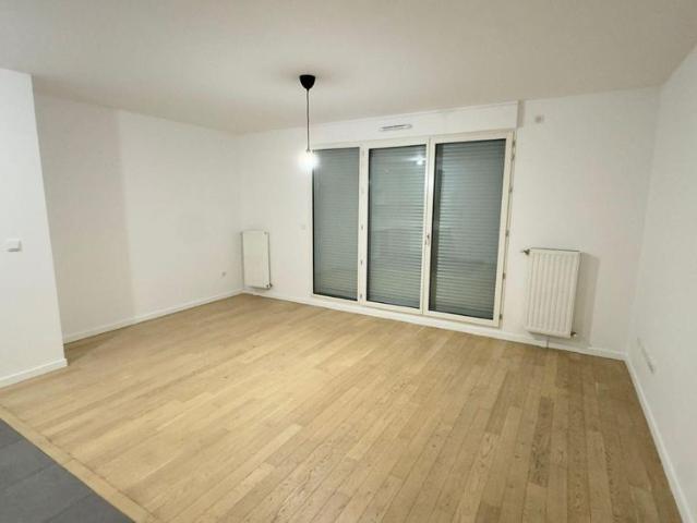 Location Appartement 4 pièces 77m² RUEIL MALMAISON 92500