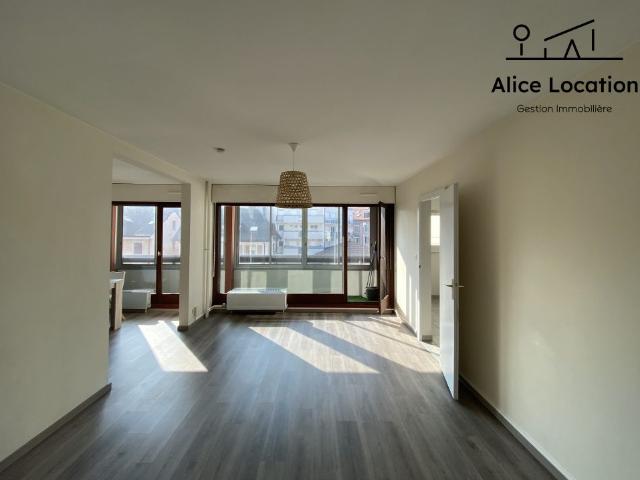 Location Appartement 4 pièces 77m² THONON LES BAINS 74200