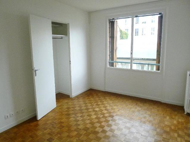 Location appartement 4 pièces, 74.09m², Paris 05