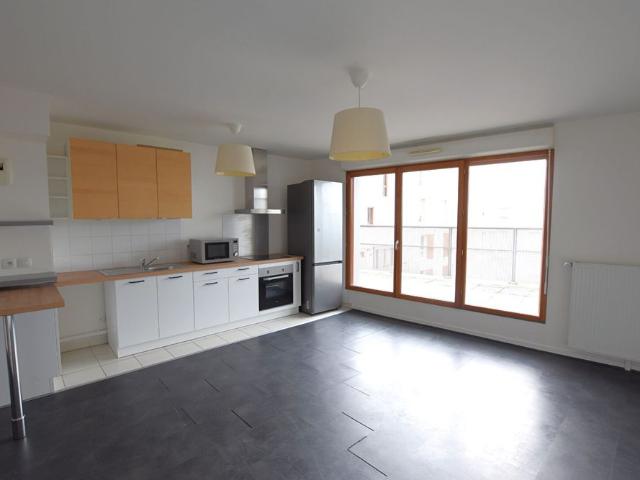 Location appartement 4 pièces, 74.26m², Cergy