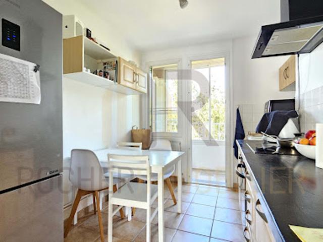 Location Appartement 4 pièces 74.37 m2 Marvejols