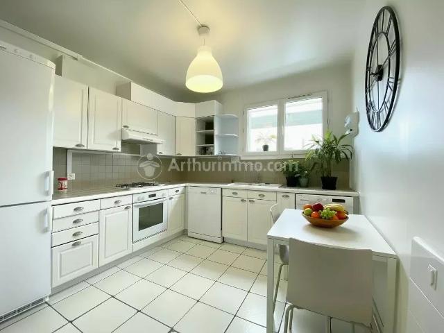 Louer appartement de 4 pièces 74 m² 886 € à Saint Avertin 37550: une annonce Arthurimmo.com