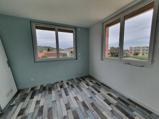 Location Appartement 4 pièces 74 m2 Moissac