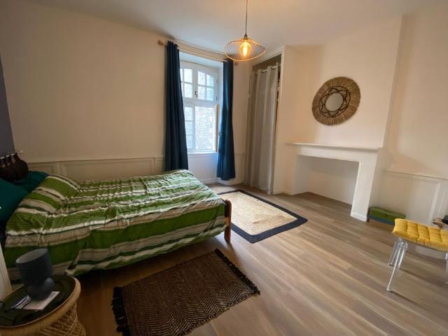 Location Appartement 4 pièces 74m² DINAN 22100