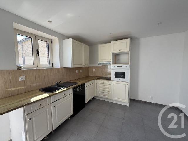 Location Appartement 4 pièces 74m² EGREVILLE 77620