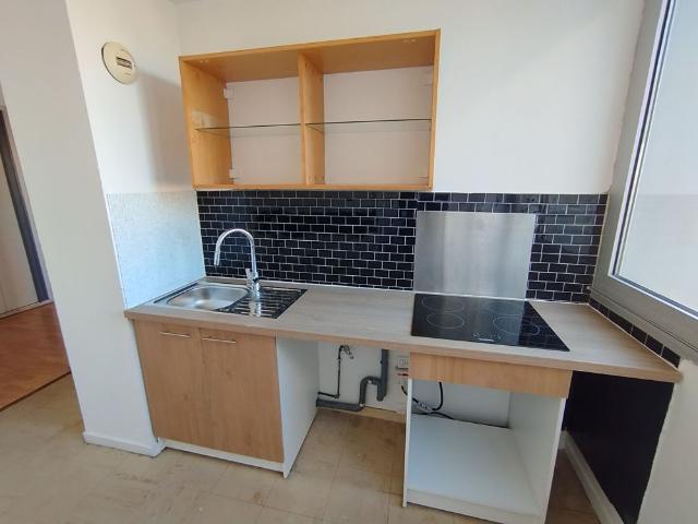Location Appartement 4 pièces 74m² LILLE 59000