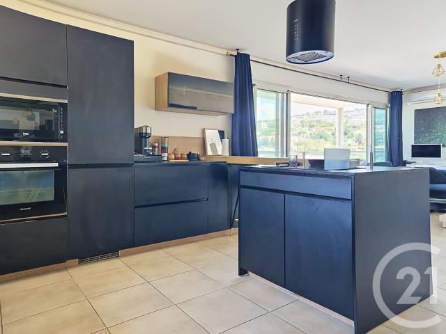 Location Appartement 4 pièces 74m² NICE 06200