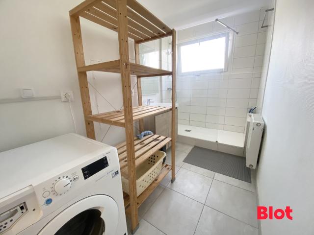 Location Appartement 4 pièces 74m² RENNES 35000