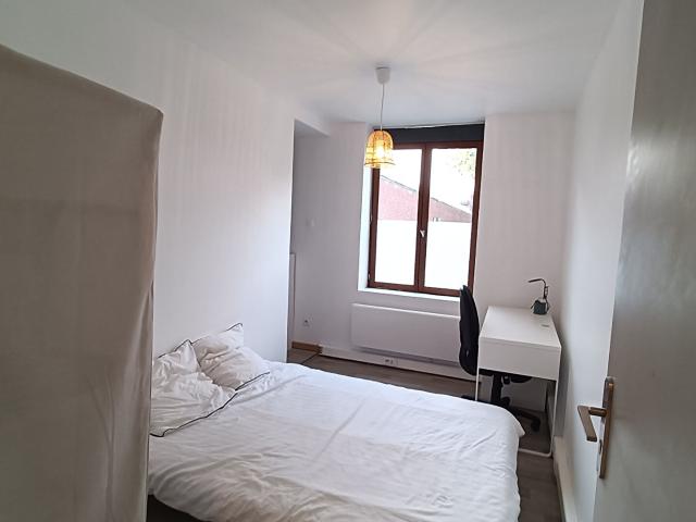 Location appartement 4 pièces, 75.85m², Roubaix