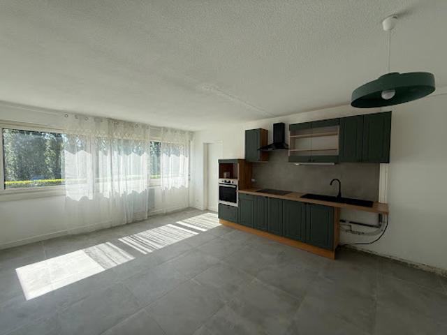 Location Appartement 4 pièces 75.01 m2 Vétraz Monthoux