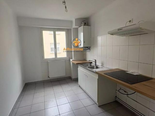 Location Appartement 4 pièces 75 m2 à Lourdes