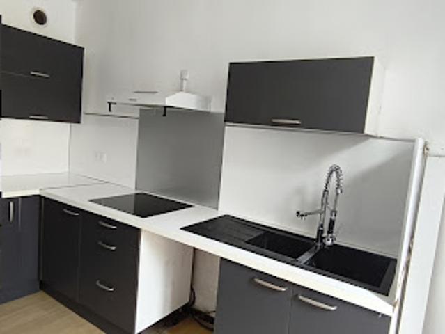 Location Appartement 4 pièces 75 m2 Beziers