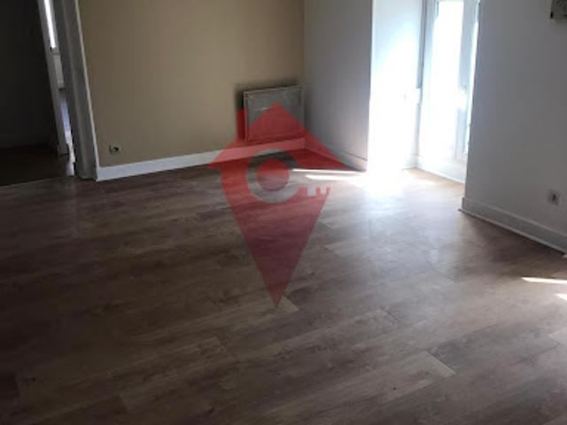 Location Appartement 4 pièces 75 m2 Cherance