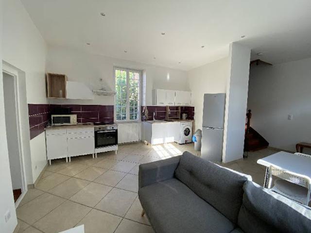 Location Appartement 4 pièces 75 m2 Lalinde
