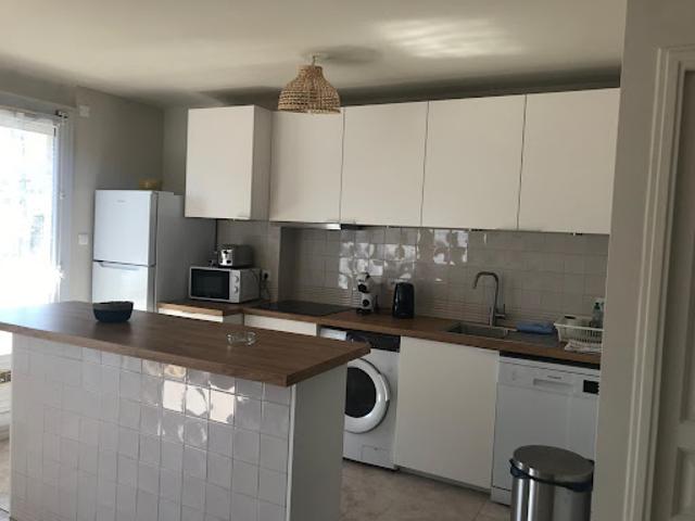 Location Appartement 4 pièces 75 m2 Marseille 8ème