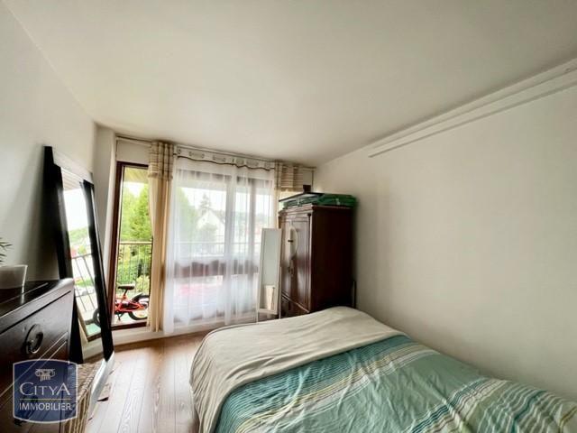 Location Appartement 4 pièces 75m² LE CHESNAY 78150