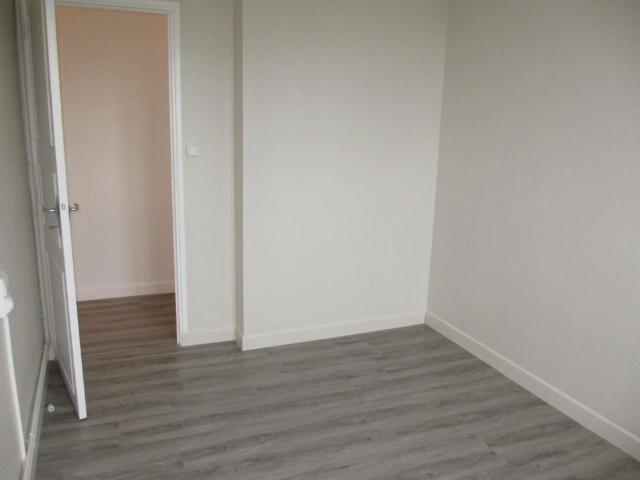 Location Appartement 4 pièces 75m² MONTAUBAN 82000