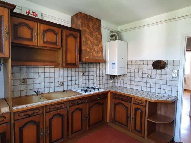 Location Appartement 4 pièces 75m² PRIVAS 07000